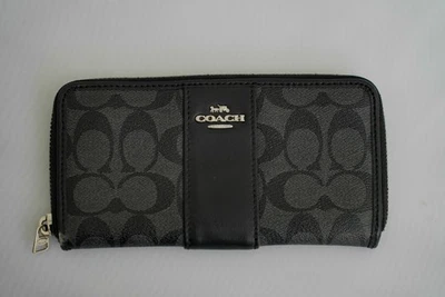 Carteira longa COACH Signature lona e couro com zíper - Preto fumaça - Usado - Imagem 1 de 4