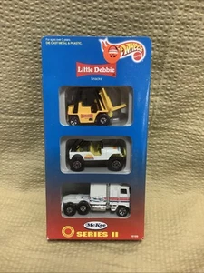 Vintage NIP 1996 Hot Wheels Little Debbie Series 2 (3 Pack) Thunder Roller Jeep - Picture 1 of 4