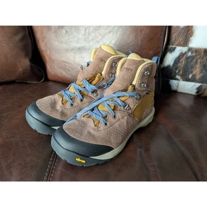 DANNER INQUIRE MID WOMEN'S PINECONE BROWN/PRAIRIE SAND OUTDOOR BOOTS 64534 -NEW - Picture 1 of 4