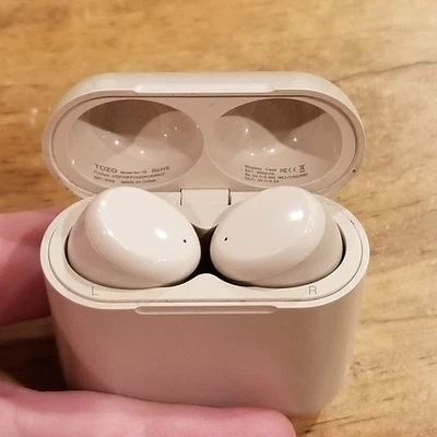 Auriculares de carga inalámbricos TOZO T6 TWS IPX8 impermeables Bluetooth 5.3 graves profundos Foto 1 de 4