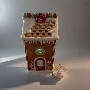 Gingerbread House Fragrance Oil Warmer The White Barn Candle Co - Picture 1 of 5
