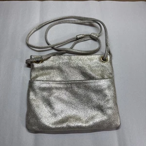 Borsa a tracolla Margot piccola in pelle metallizzata oro look glitter - Foto 1 di 5