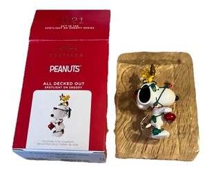 Hallmark Andenken Weihnachtsschmuck - Peanuts Spotlight on Snoopy - Bild 1 von 5