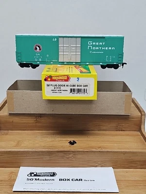 Roundhouse Great Northern 50' Plug Door Hi-Cube Box Car 01772 (Read) - Image 1 of 4