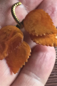 Brooch Baltic Amber 4 Leaf Butterscotch Marbling Vintage Latvia