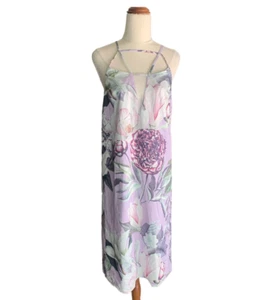 Isla Label Waiting Game Women's Floral Lilac Dress Size Small - New With Tags - Bild 1 von 13
