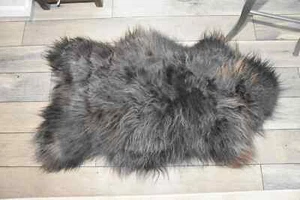 Genuine icelandic sheepskin rug chair pad cushion or pet bed,throw P-435 45"x27" - Picture 1 of 3