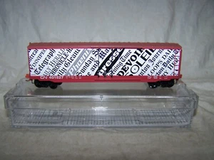 MTL N-Scale 50' Standard Boxcar CN Newsprint(RTR) - Picture 1 of 11