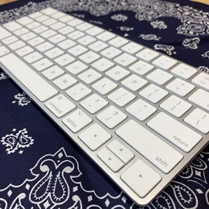 Apple Magic Keyboard Model A1644 - Picture 1 of 5