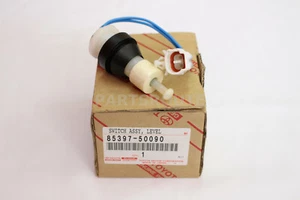 Lexus LS400 1995-2000 Washer Level Warning Switch Assy OEM Genuine 85397-50090 - Picture 1 of 5