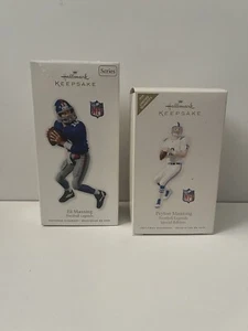 LOTS OF 2 HALLMARKS KEEPSAKE  ORNAMENTATION ELI MANNING AND PEYTON MANNING - Picture 1 of 5