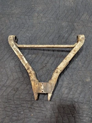 Brazo de control inferior del lado del conductor Triumph GT6 Foto 1 de 4