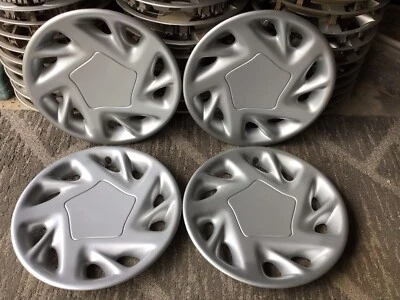 (4) Tapacubos plateados 15" Dodge Intrepid 1993-95 OEM #490 4582190 BONITO Foto 1 de 4