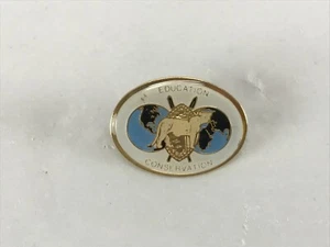 Safari Club International Education Conservation Oval Lapel Pin 1" x 3/4" - Picture 1 of 2