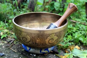 7 inches Tibetan Handmade Knot  Carved Singing Bowl For Healing and Meditation. - Picture 1 of 7