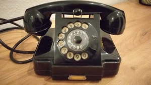 Altes Bakelit Telefon UdSSR 1967 mit Wählscheibe aus Sammlung - Bild 1 von 4