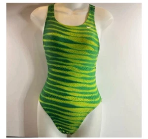 Vintage Nike Baiting Suit - Picture 1 of 5