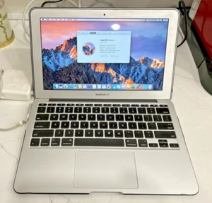Apple MacBook Air 11” Mid-2011 256GB, 1.8GHz, Intel Core i7, 4GB  w/ Cover - Picture 1 of 8