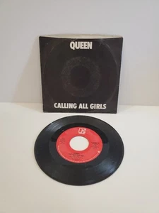 Queen - Calling All Girls / Put Out The Fire 45 RPM Record - Bild 1 von 5