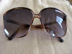 VINTAGE PAAR SCHILDPATT FRANKREICH DAMEN SONNENBRILLEN VON RIVIERA LG QUADRATISCHES GESTELL - Bild 1 von 7