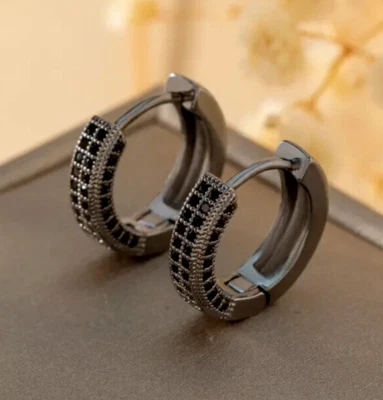 Exquisitos pendientes de aro enchapados en rodio negro micro pavé circonita cúbica hombres mujeres Foto 1 de 4