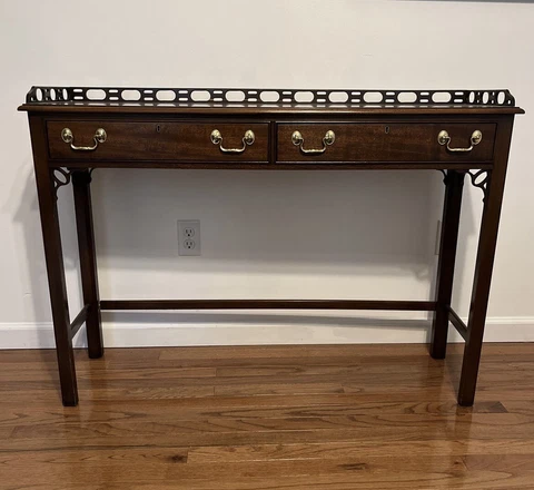 Councill Craftsmen Furniture Chippendale Mahogany Console Table Cover