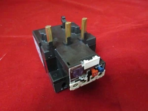 Schneider/Telemecanique Deca LR3D3365 Thermal Overload Relay 80...104A,class 10A - Picture 1 of 3