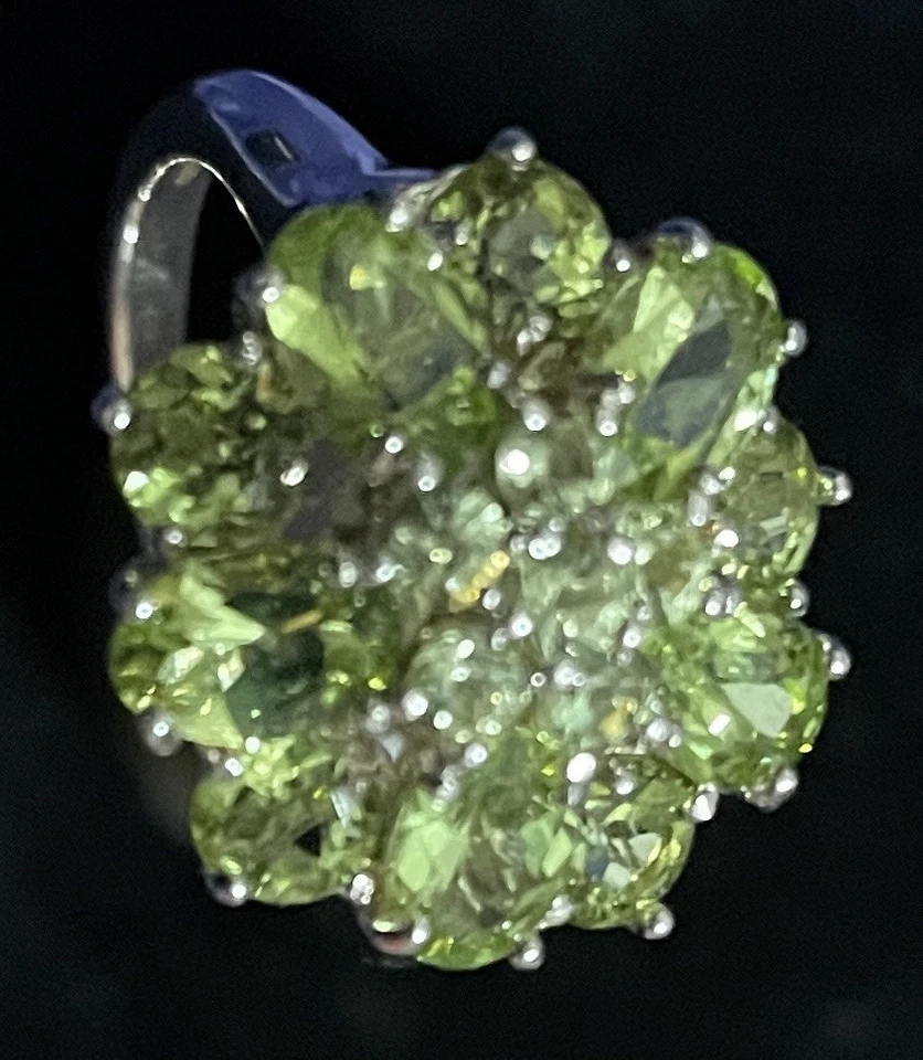 Peridot Cluster Flower Ring Size 8 Stamped 925 Sterling Silver  - Image 1 of 4
