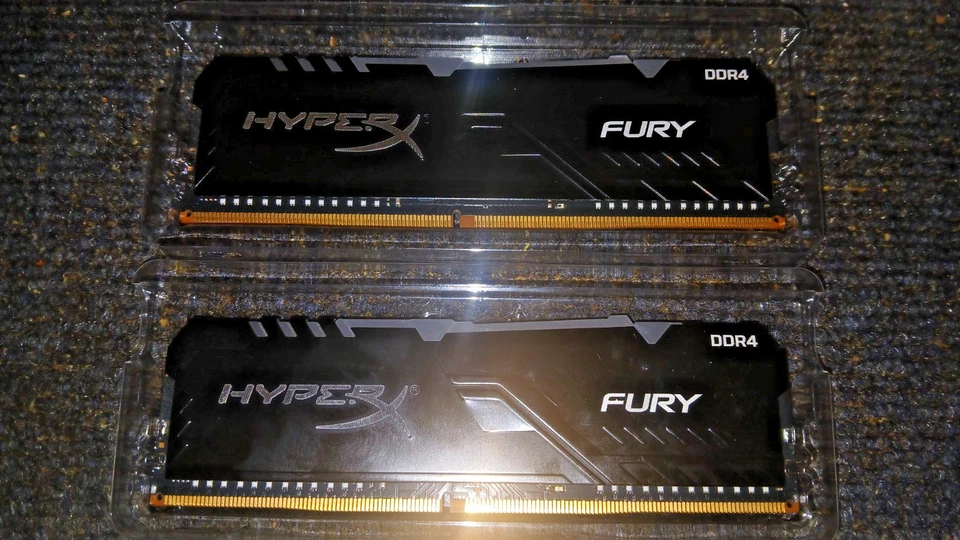 Kingston HyperX Fury 16GB (2x8gb) 1Rx8 XMP4-3200-UZZ-11 Desktop Memory with LED - Image 1 of 1