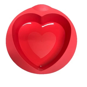 Tupperware Silicone Heart Mold Cake Pan Tray Red Love Heart - Picture 1 of 2