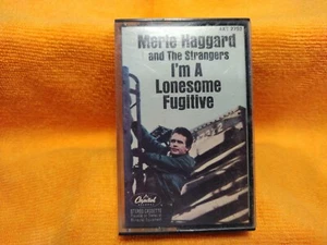 MERLE HAGGARD-I'M A LONESOME FUGITIVE-CAPITAL-4XT 2702-VG++RARE-CASSETTE-C18 - Picture 1 of 5