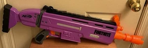 NERF Fortnite AR-E Blaster (E7659) Spielzeug motorisiert nicht getestet ohne Cartridge - Bild 1 von 4