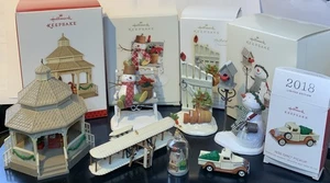 Lote de adornos Hallmark Bastin Cardinals Gazebo jardín camioneta Kitty Hawk - Imagen 1 de 15