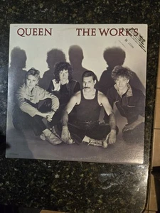 QUEEN - THE WORKS ORIGINAL VINYL LP CAPITOL RECORDS ST-12322 VERY GOOD + - Picture 1 of 14