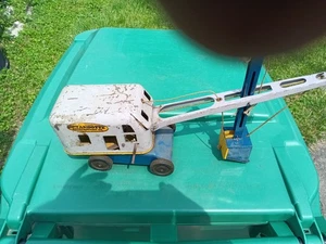 Wyandotte Comnstruction Shovel (653) - Picture 1 of 4