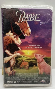 Babe VHS 1995 (1996 Release) James Cromwell Family Film - Picture 1 of 5