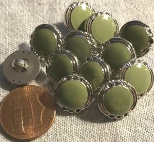 12 NEUE Silber Ton Kunststoff Grün Glänzend Mitte Knöpfe 1/2" 13MM Posten # 2631 - Bild 1 von 1