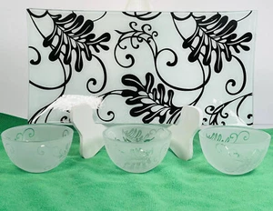 Gorham Smoked Floral 14 Inch Chip And Dip Condiment Tray With 3 Dipping Bowls - Picture 1 of 12