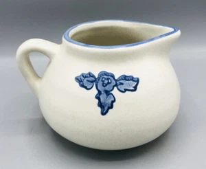 Pfaltzgraff Yorktowne Gravy Sauce Boat Blue Pitcher Stoneware - Picture 1 of 14