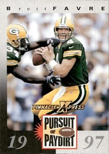 Brett Favre - 1997 Pinnacle Press - Pursuit of Paydirt  - Bild 1 von 2
