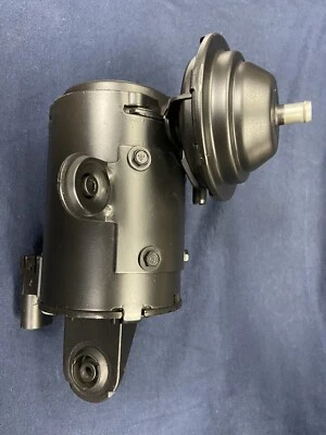 1985 CADILLAC DEVILLE ,FLEETWOOD OEM ELECTRIC VACUUM PUMP - Image 1 of 3