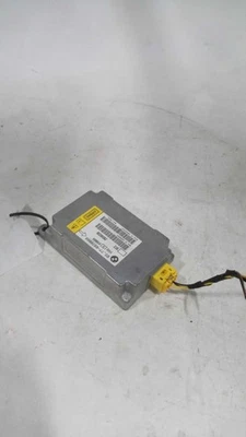 Chassis ECM Theft-locking Central Gateway Fits 04-08 BMW 760i 358119 - Image 1 of 2