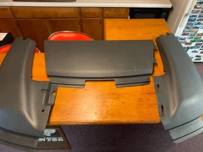 1993 - 2002 Pontiac Firebird Camaro Z28 F-Body 可调式上衣 Tonneau Parade 靴子 — 第 1/4 张图片