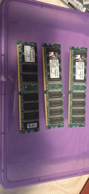 Kingston ValueRAM KVR400X64C3A/512 Foto 1 de 2