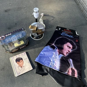 Vintage Elvis Presley Fan Memorabilia Lot- Lamp, Matchbox Car, Stocking, Book - Picture 1 of 24