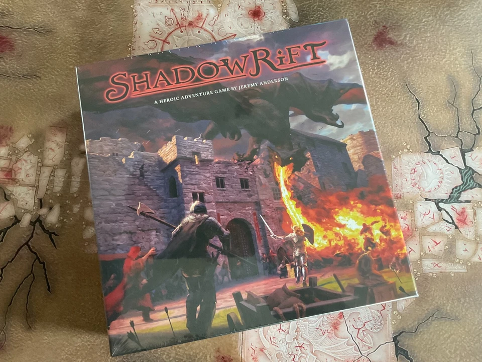 ShadowRift: A Heroic Adventure Game Jeremy Anderson 2018 Game Salute nuevo sellado Foto 1 de 4