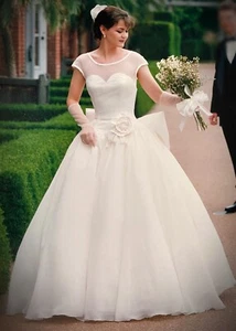 💟 Alfred Sung Wedding Dress Size 8 RETAIL $2500~50% OFF ~ Excellent Condition - Picture 1 of 9