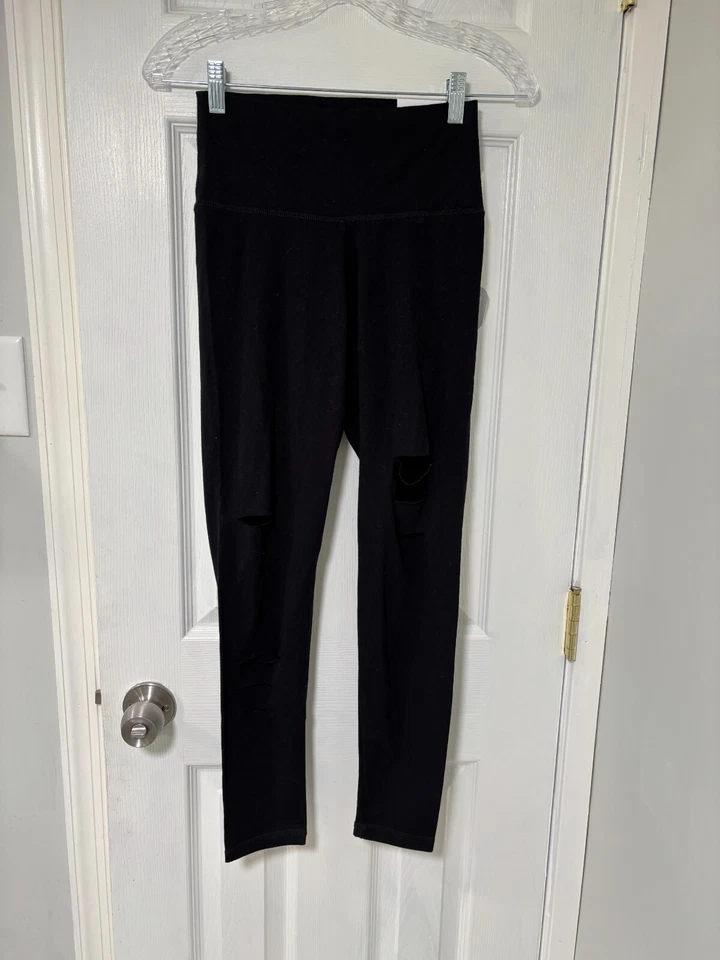 Leggings Aerie Chill recortados talla mediana nuevos con etiquetas Foto 1 de 4