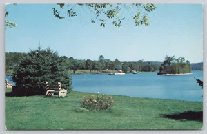 Postcard Meredith Park at Lake Winnipesaukee near Laconia, NH. - Picture 1 of 2