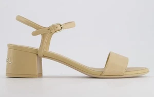 SANDALI CHANEL BEIGE IN PELLE EU41 NUOVI CON SCATOLA PREZZO DI LISTINO £1280 - Foto 1 di 22
